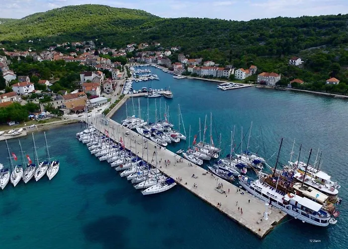 Hébergement de vacances House Zlatni Otok Zlarin